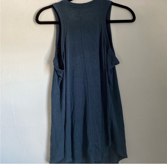 Athleta blue green Muscle tank top size large - Picture 2 of 4